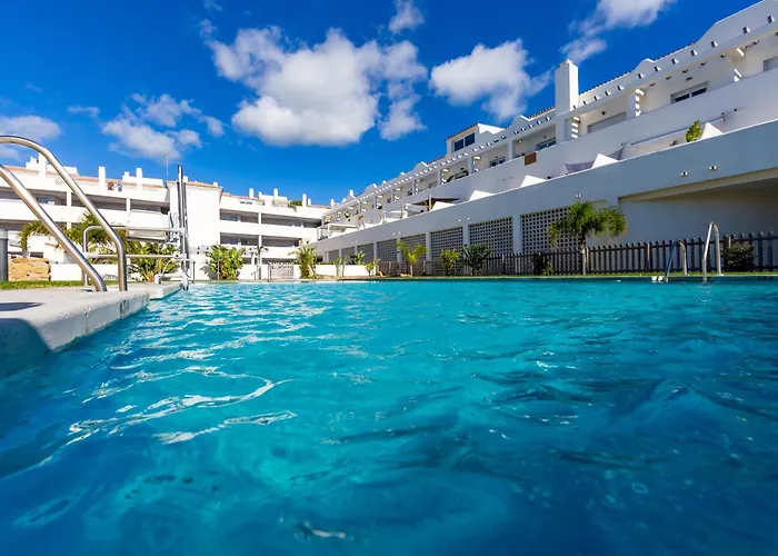 Terrace, Pool, Near Beach & Home Office